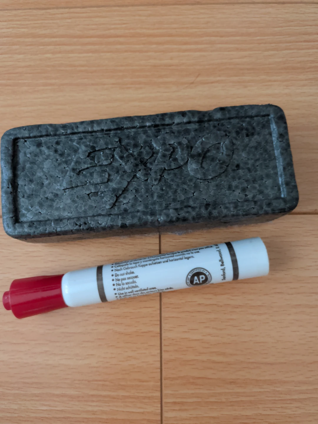 Expo Red Dry Erase Marker & Eraser Set