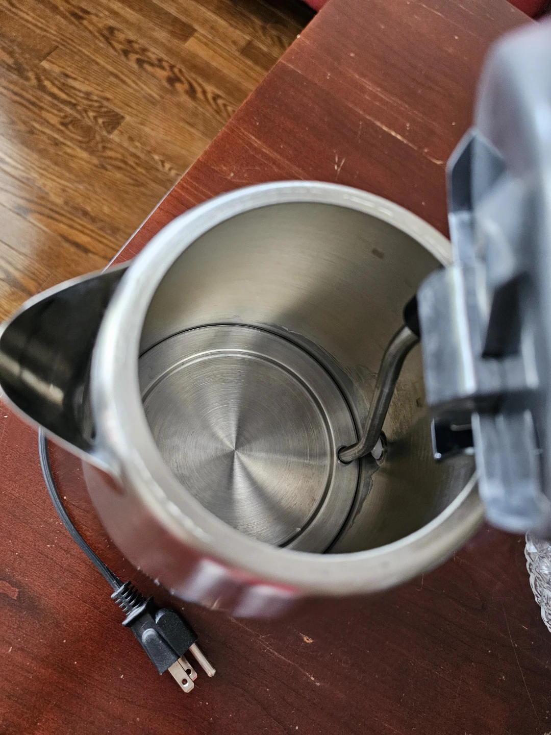 Heritage 1.7L Stainless Steel Electric Kettle - photo 3