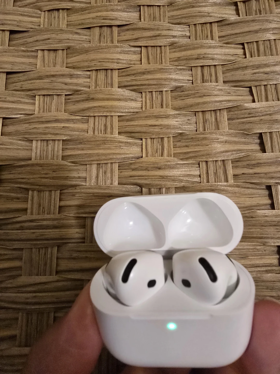 Apple AirPods 4 NO ANC - photo 2