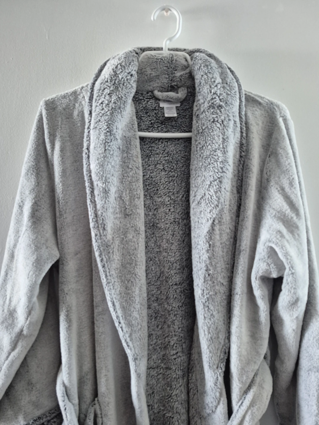 Claudel Lingerie Plush Grey Bathrobe - photo 4