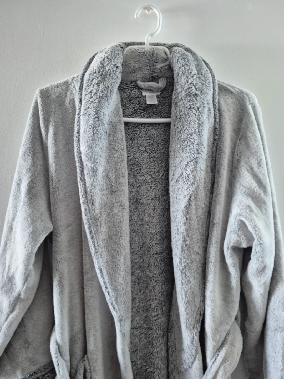 Claudel Lingerie Plush Grey Bathrobe - photo 4