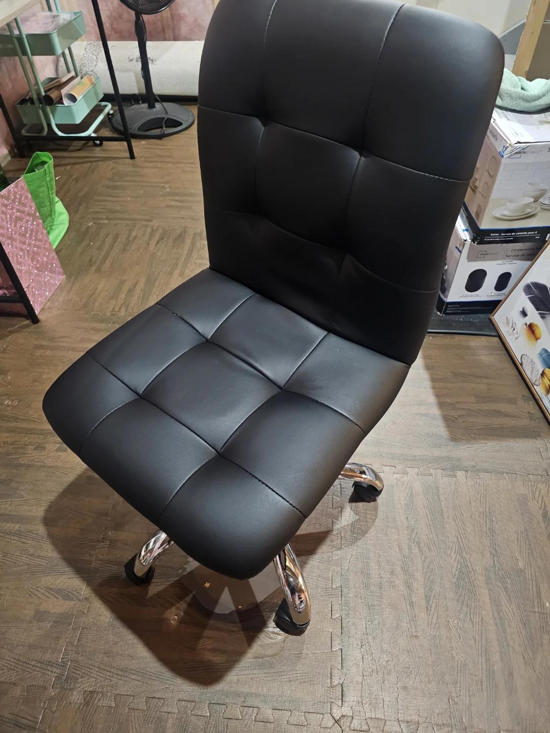Black Tufted Armless Office Chair - photo 2