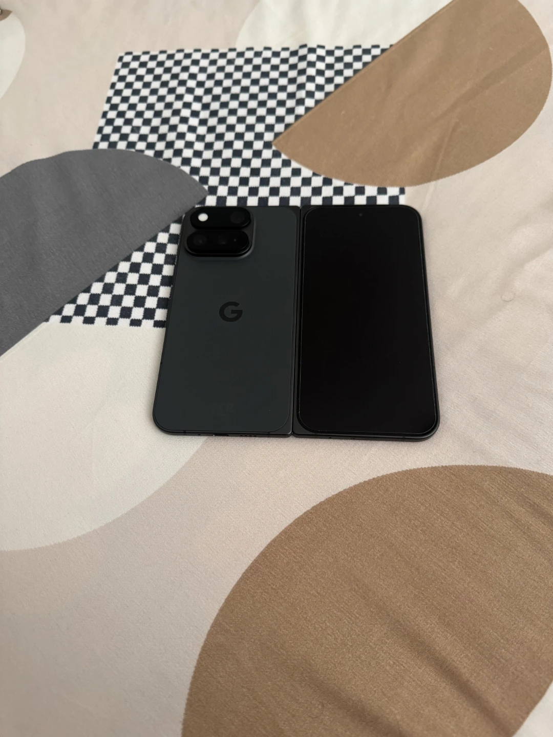 Google Pixel 11 Pro Fold 512GB - photo 3