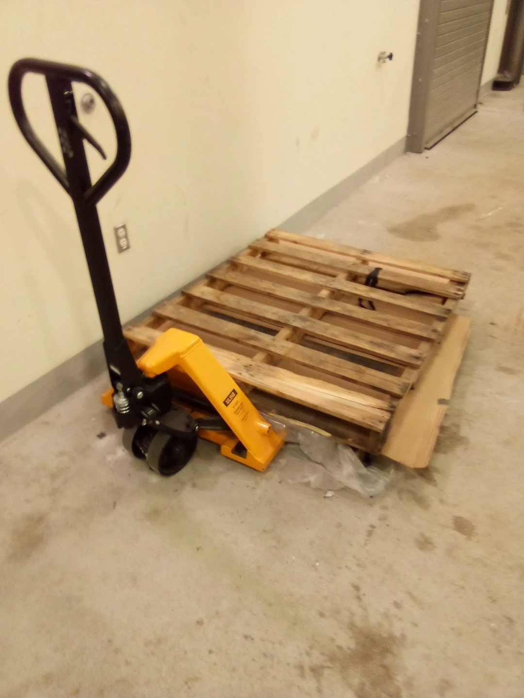 Uline Pallet Truck - photo 2