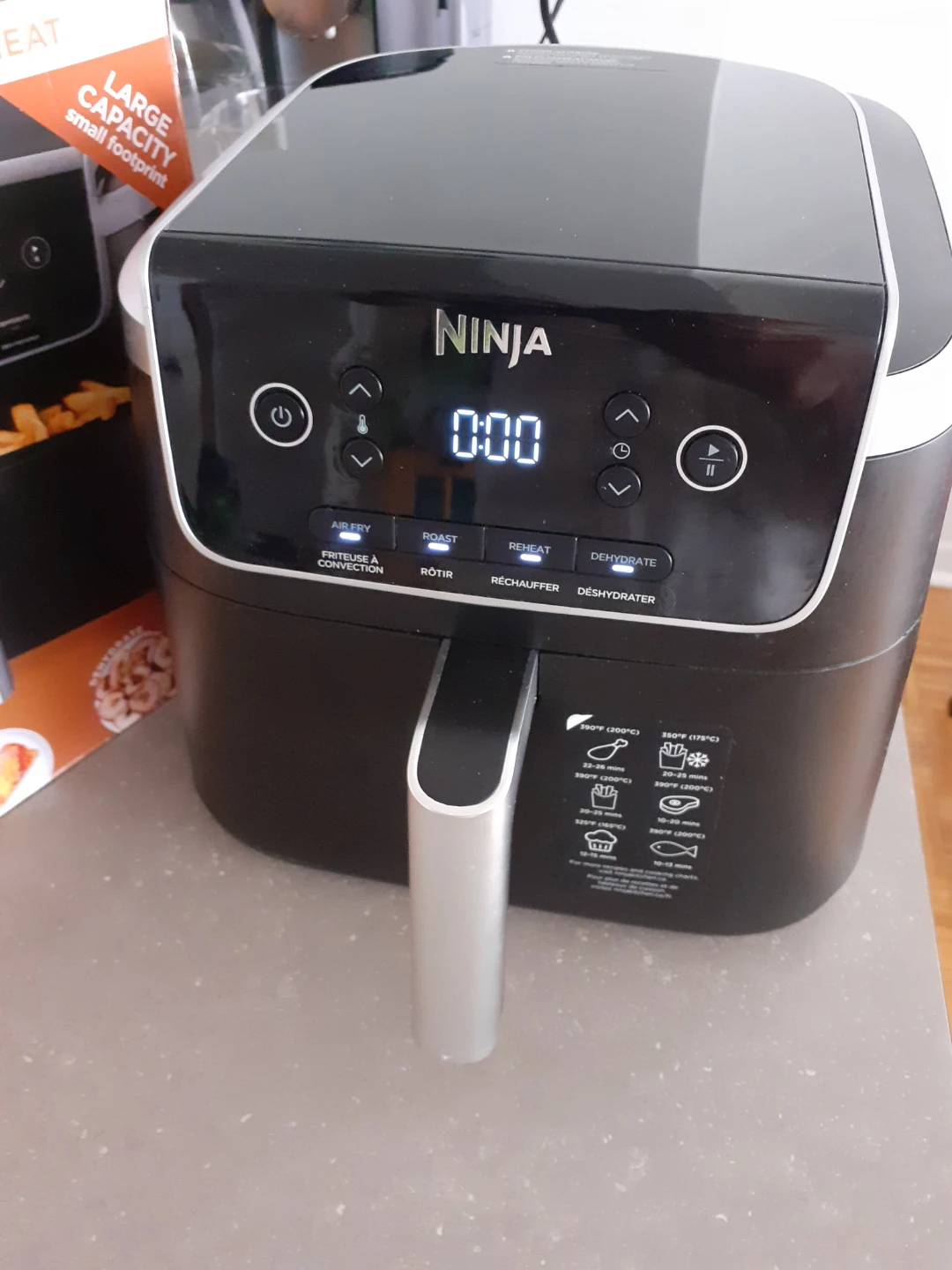 Ninja Air Fryer Pro 4-in-1 - photo 2