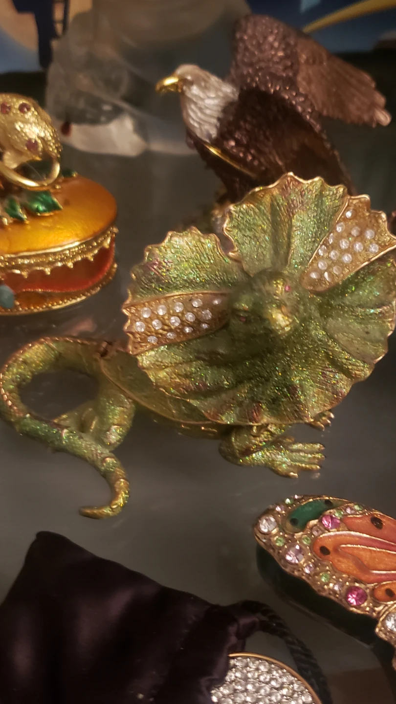 Enamel Bejewelled Frilled Lizard Trinket Box