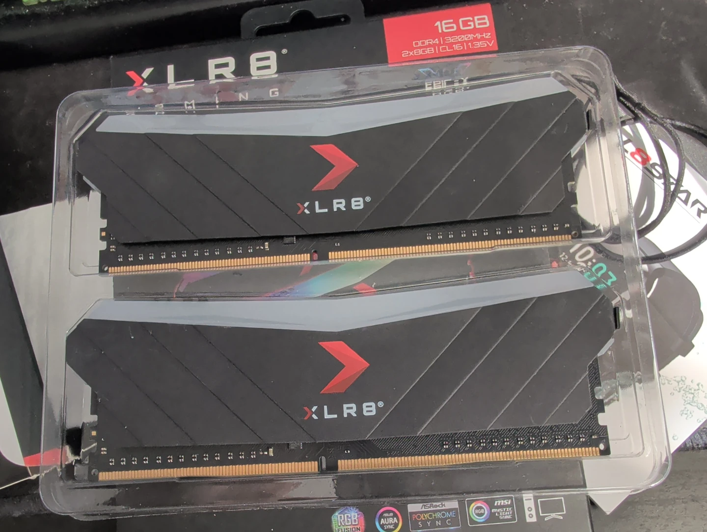 PNY XLR8 Gaming 2x8gb DDR4 3200MHZ CL16 - photo 2