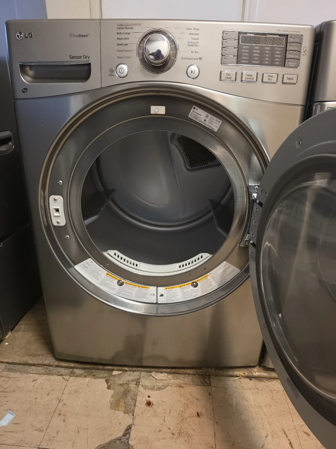 LG Washer and Dryer Set - photo 5