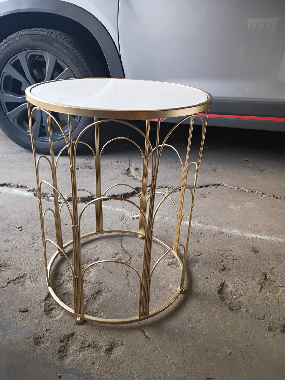 Gold Metal Accent Table with Marble Top - photo 4