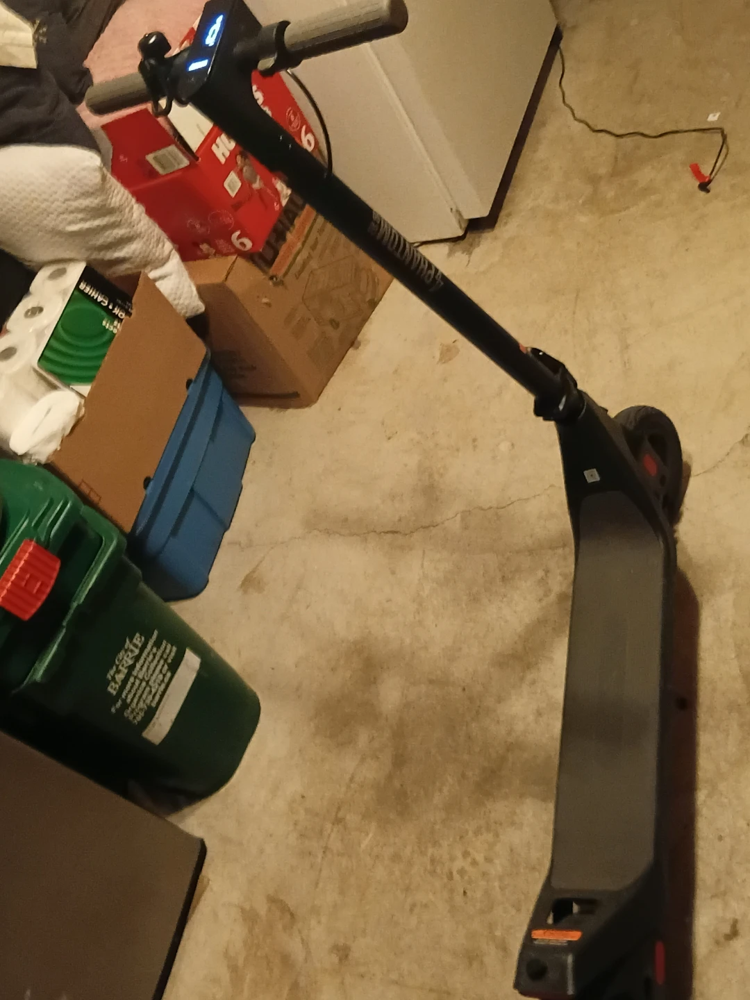 Apollo Phantom V2 Electric Scooter - photo 4