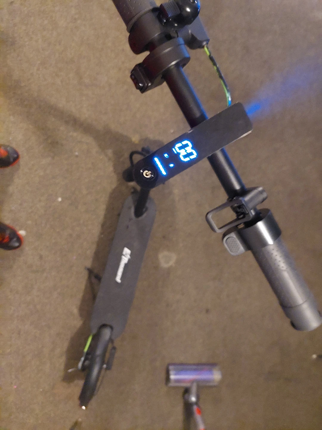 E-Thousand Electric Scooter - photo 4