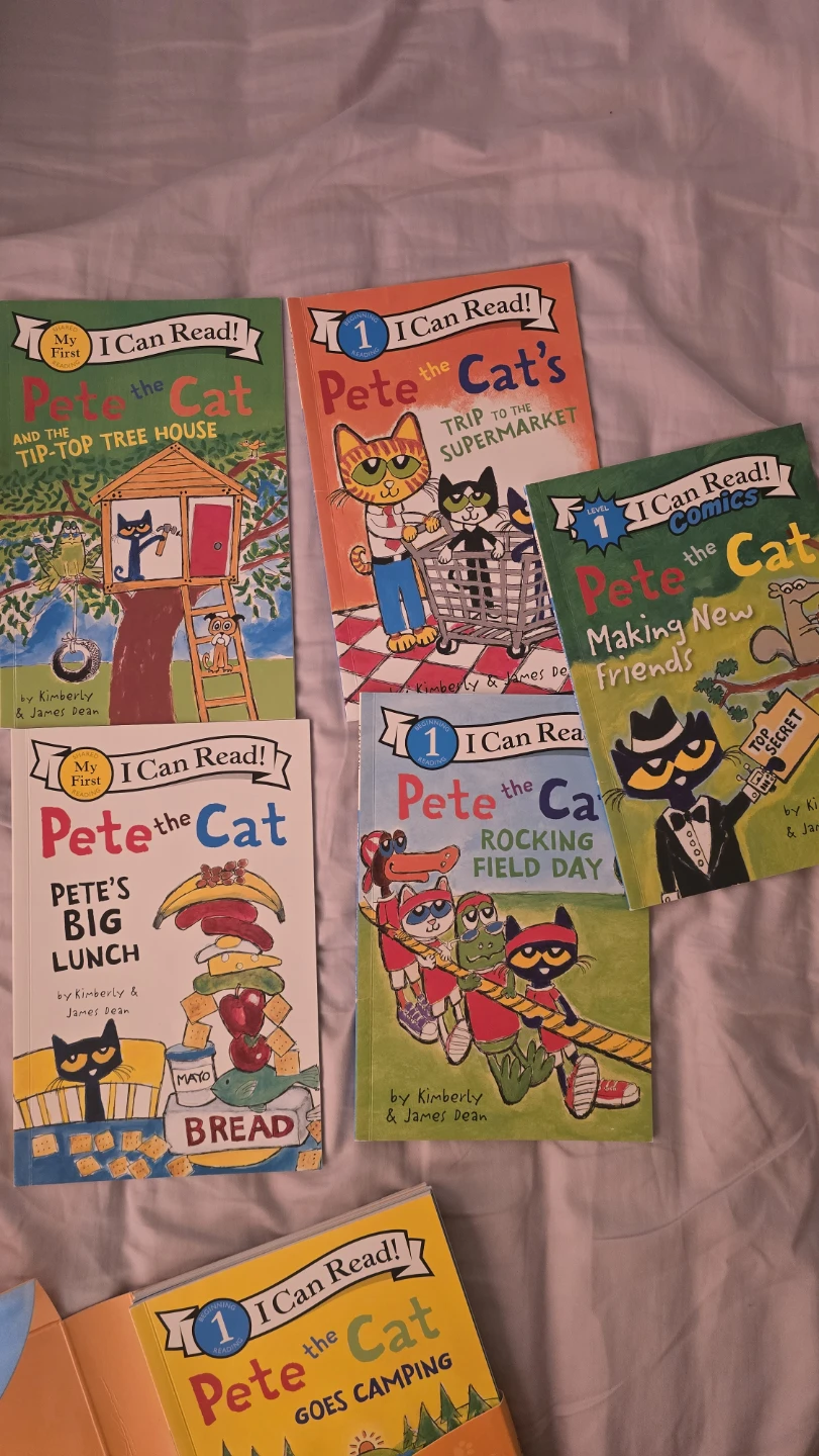 Pete the Cat Groovy Reading Box Set - photo 3
