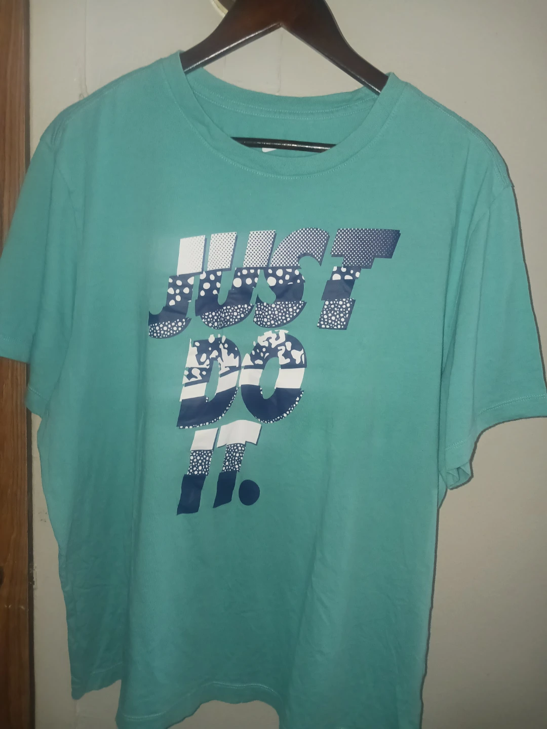 🏈 Nike Just Do It Graphic T-Shirt Teal