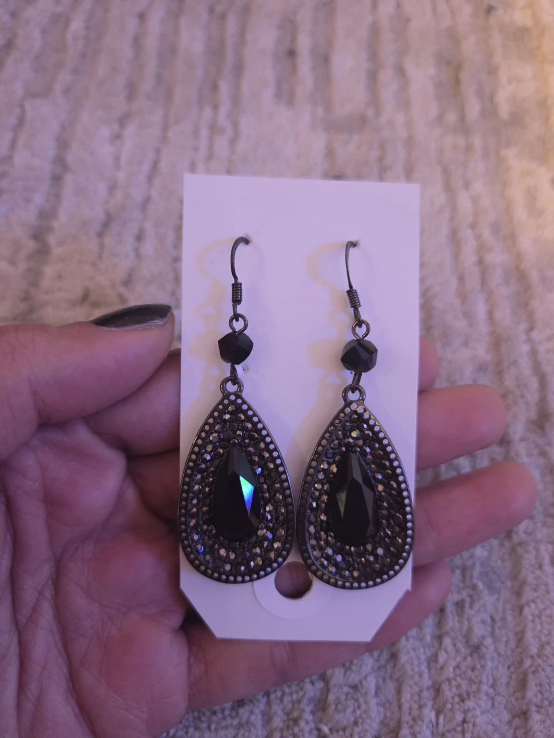 Black Teardrop Dangle Earrings