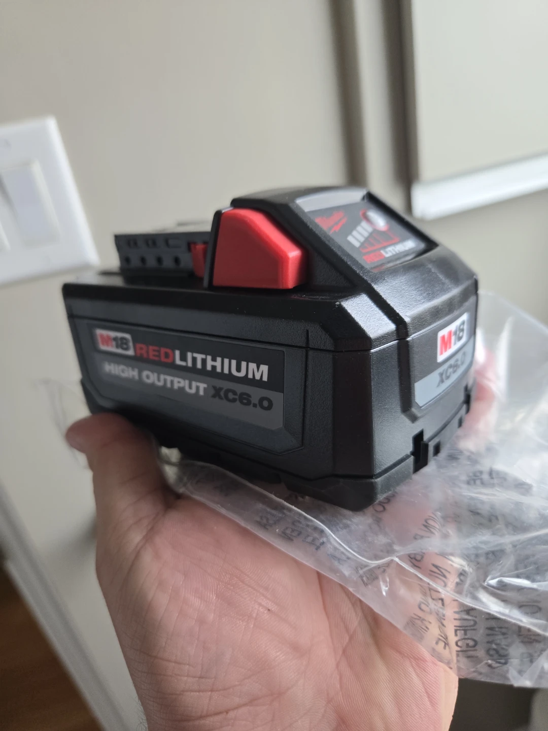 Brand new m18 xc6.0 high output milwaukee battery - photo 3