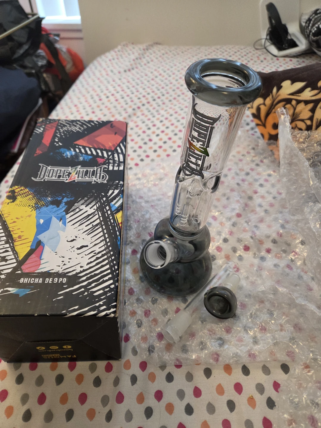 Dopezilla Shicha 9-inch Glass Water Pipe - photo 2