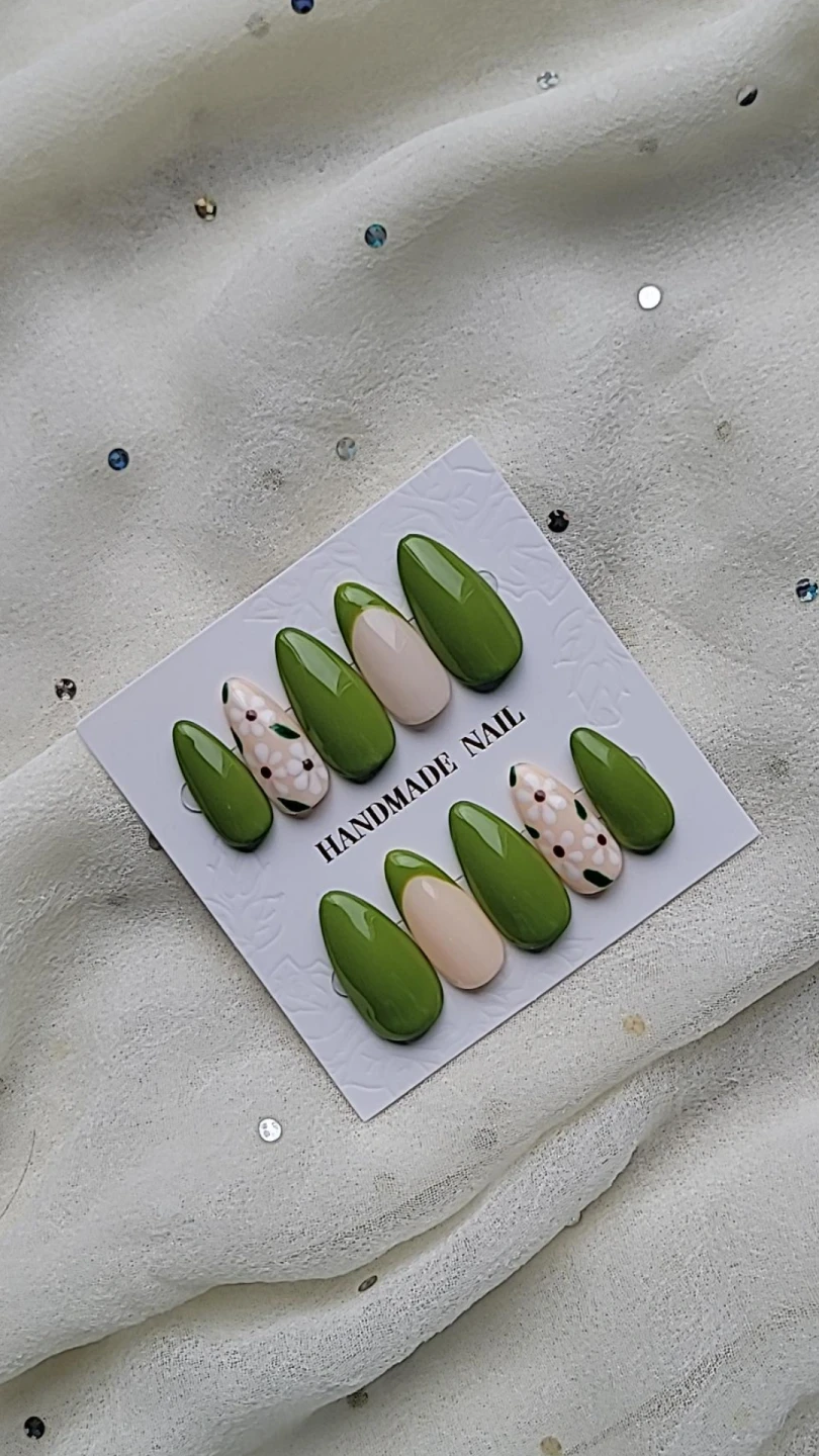 Handmade Press-On Nails Set