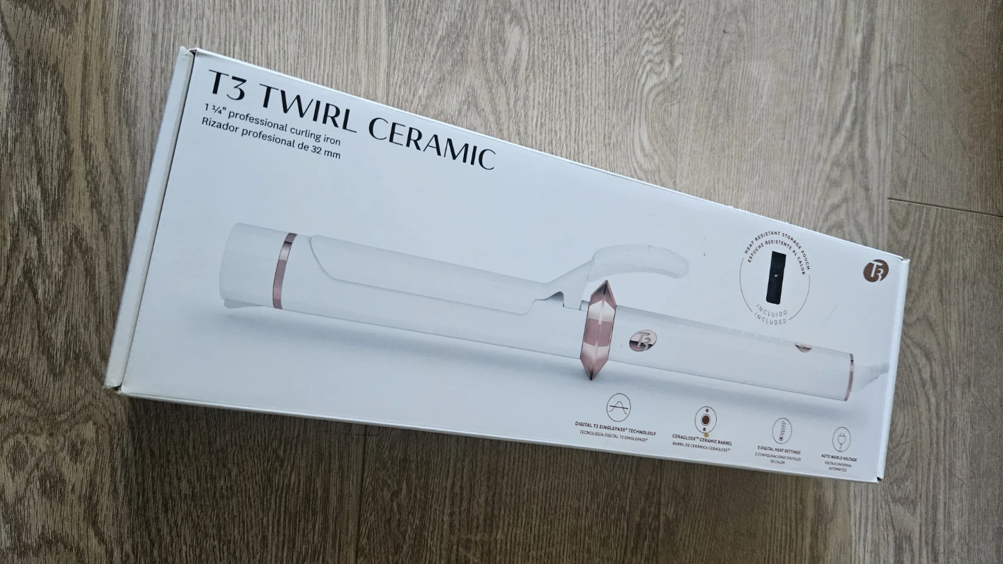 T3 Twirl Ceramic white & rose gold curling iron 🏈