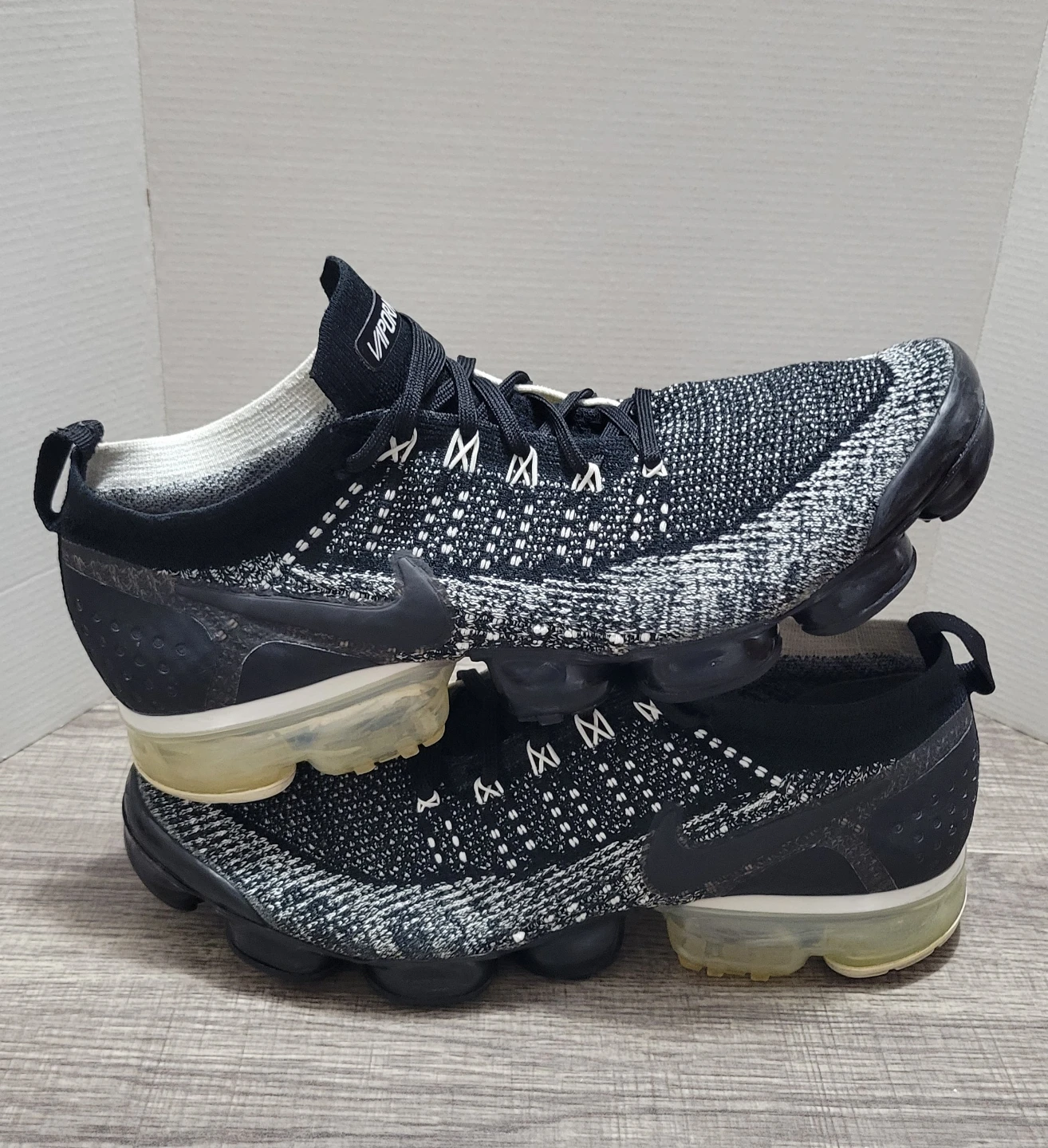 Nike Air VaporMax Flyknit 2 Black White Size 10