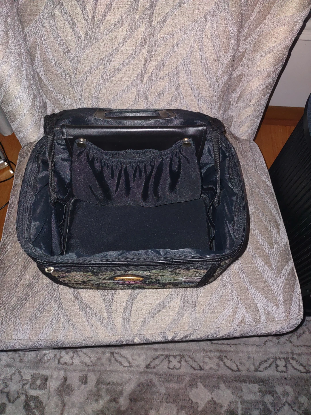 Cosmetic case - photo 2