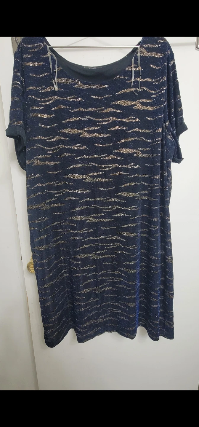 Dress with Gold Sparkle Tiger Print Size 2X
