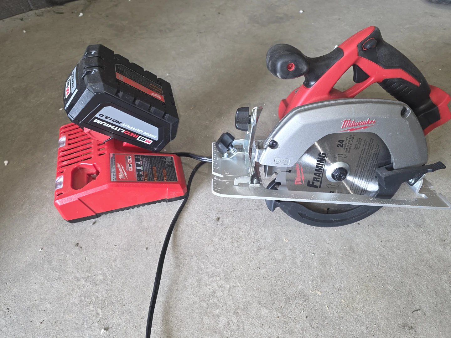 Milwaukee M18 Circular Saw with HD12.0 Battery and Charger