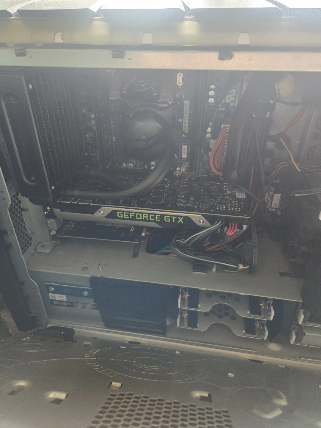 Alienware Aurora Desktop Gaming PC - photo 2