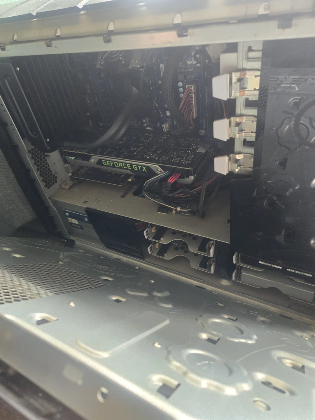 Alienware Aurora Desktop Gaming PC - photo 3