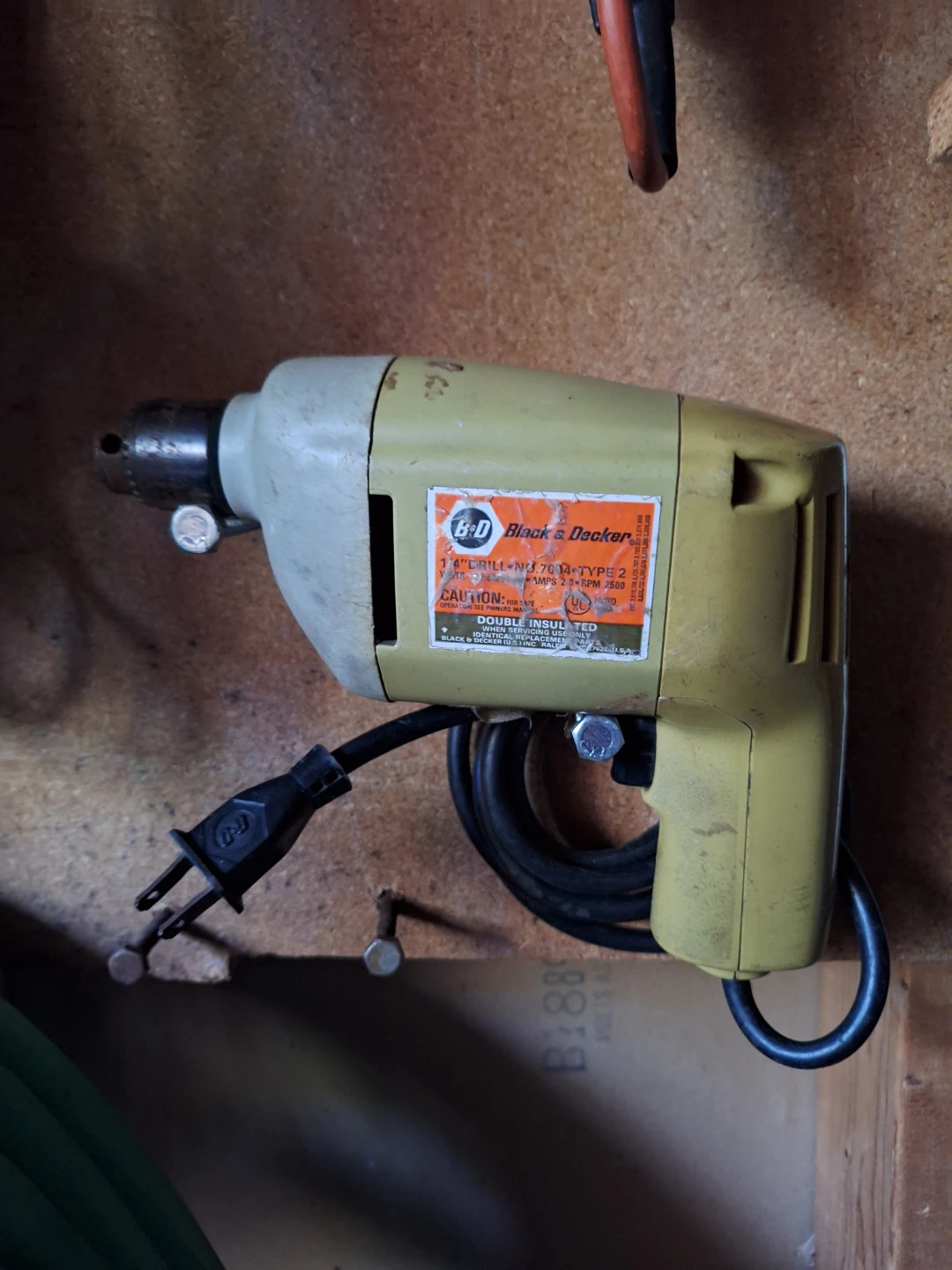 Black & Decker 1/4 inch Drill Model 7004 - photo 2