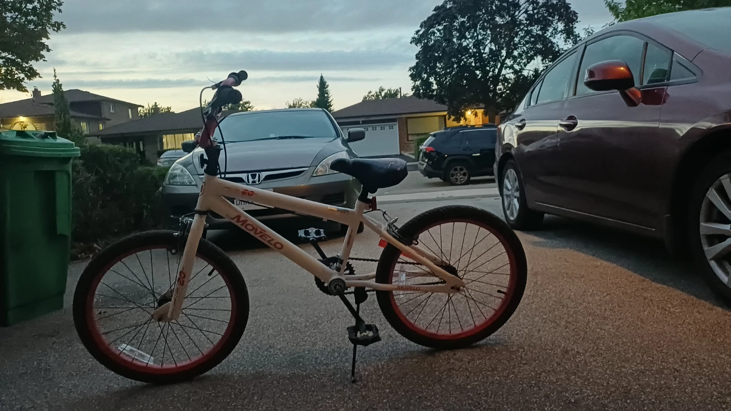 Movelo 20-inch Boys BMX Bike🏈 - photo 2