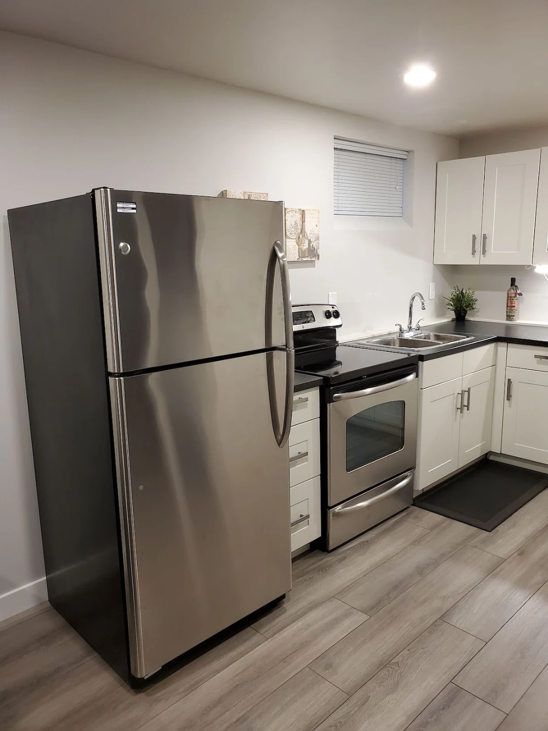 52 Westroyal Rd. (Etobicoke, ON) $1,100/mo. rental - photo 3