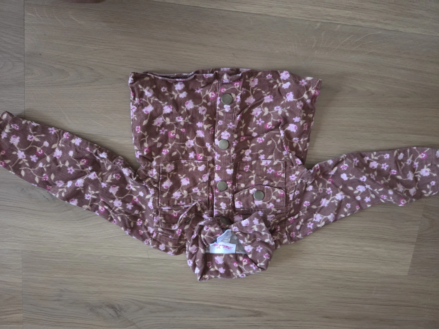 Regalo ropa de niña en buen estado de 0-1 año