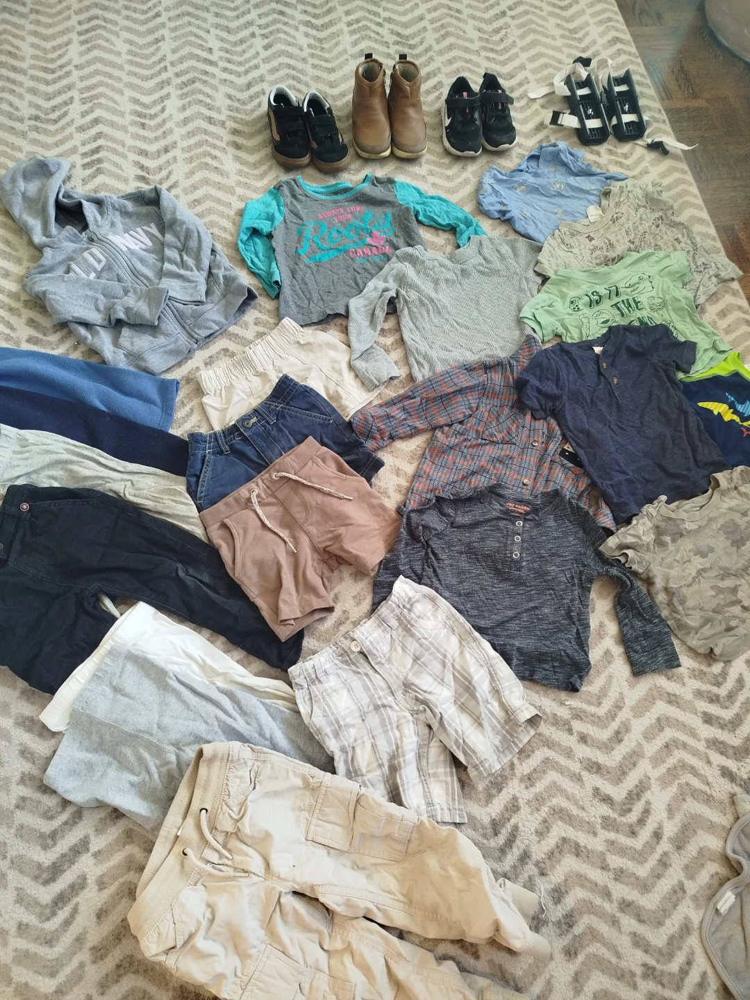 1-3 years clothes / shoes / bob skates - photo 2
