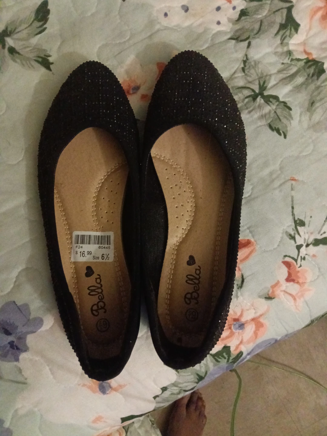 Bella Black Glitter Flats Size 6.5