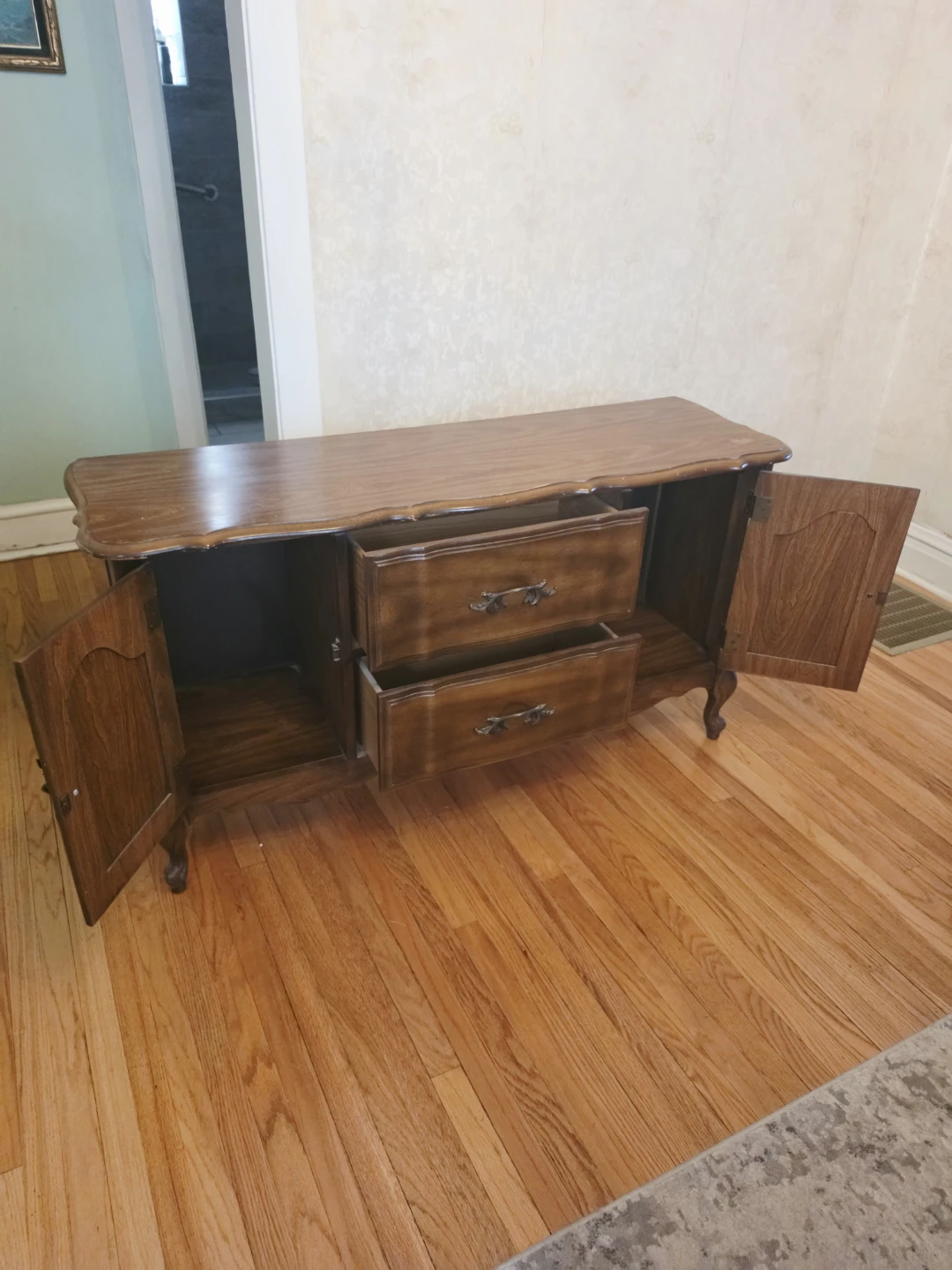 Vintage wood console /cabinet