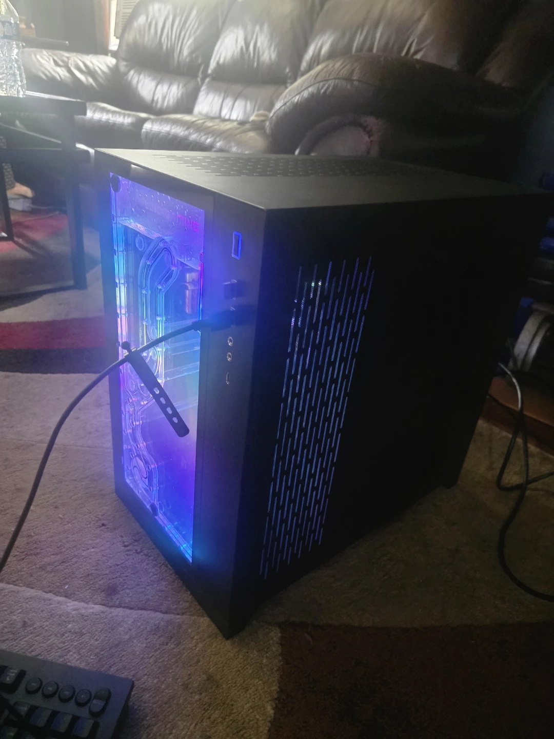 Ek fluid 250 series liquid cooled pre-built PC - photo 3