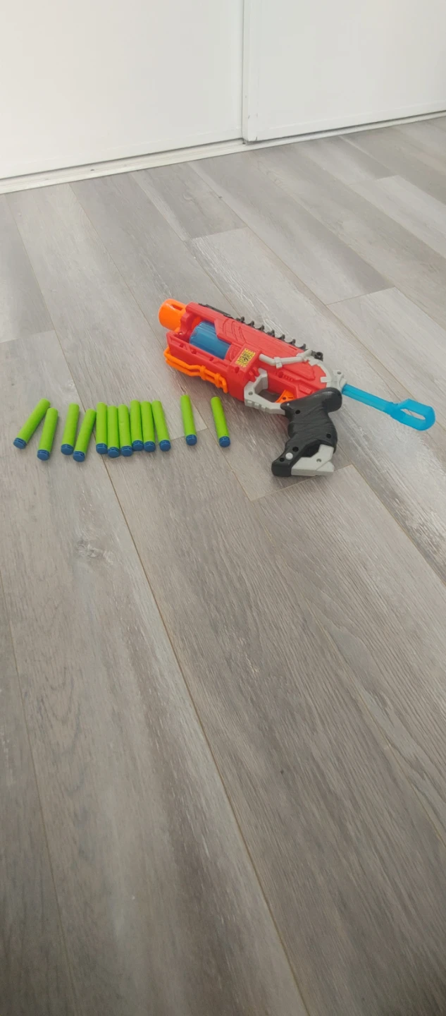 X-Shot Foam Dart Blaster - photo 4