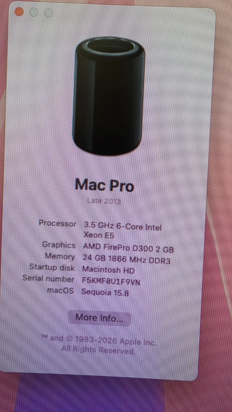 Apple Mac Pro Late 2013 6-Core Xeon - photo 2