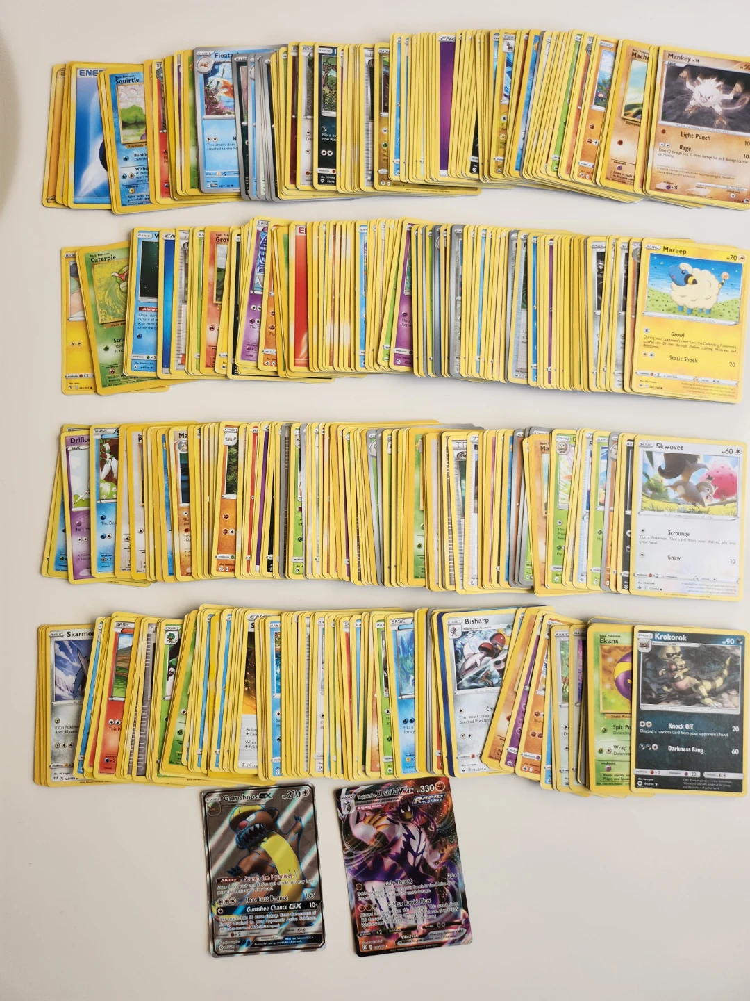 400 + 400 Collection of Assorted Pokémon Trading Cards - photo 2