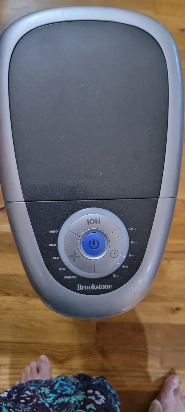 Brookstone Tower Air Purifier - photo 2