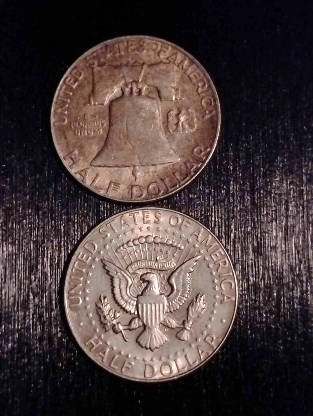 Two Vintage US Half Dollar Coins - photo 2