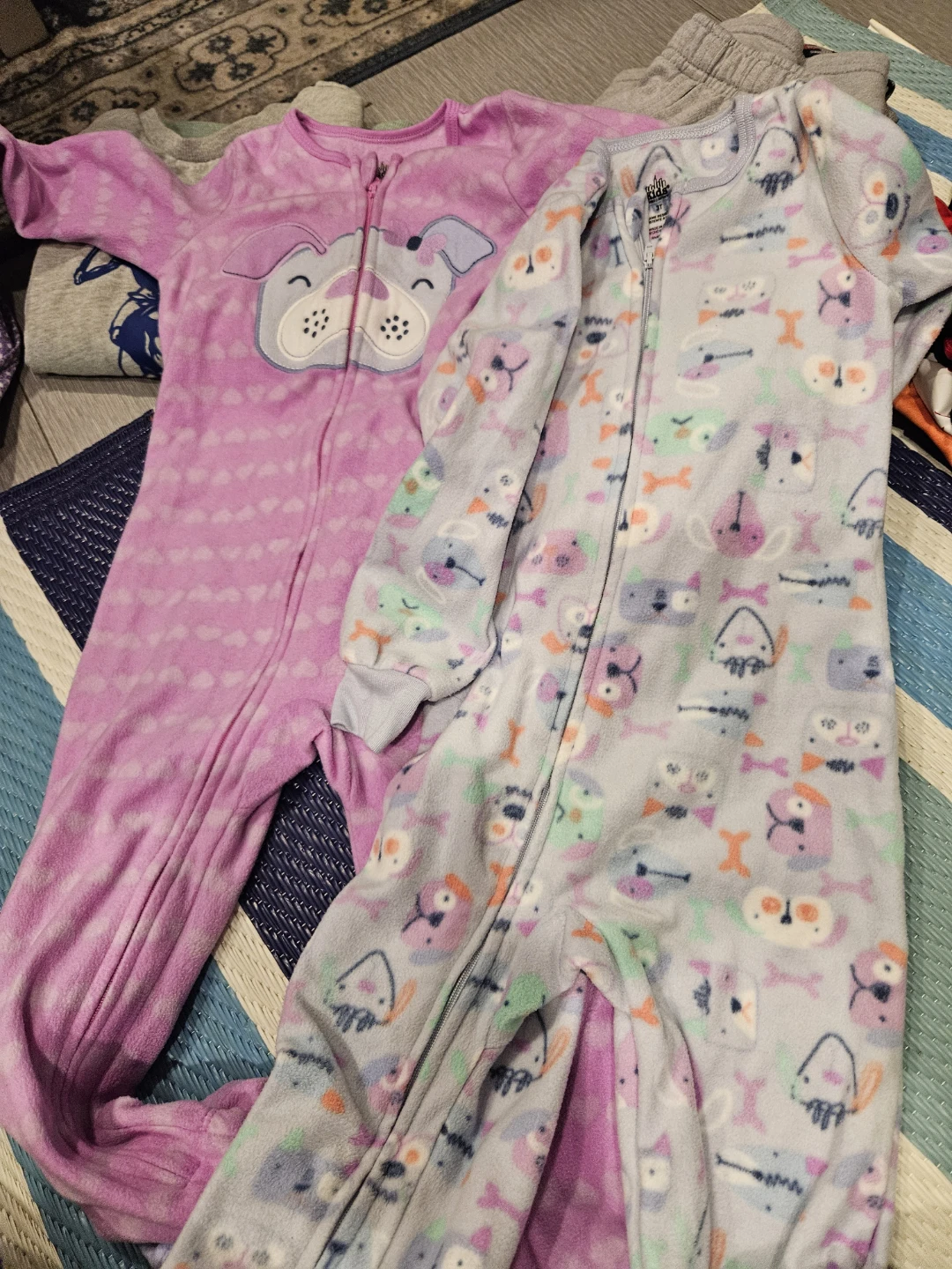 2 Toddler Girls Fleece Sleepers Size 3T
