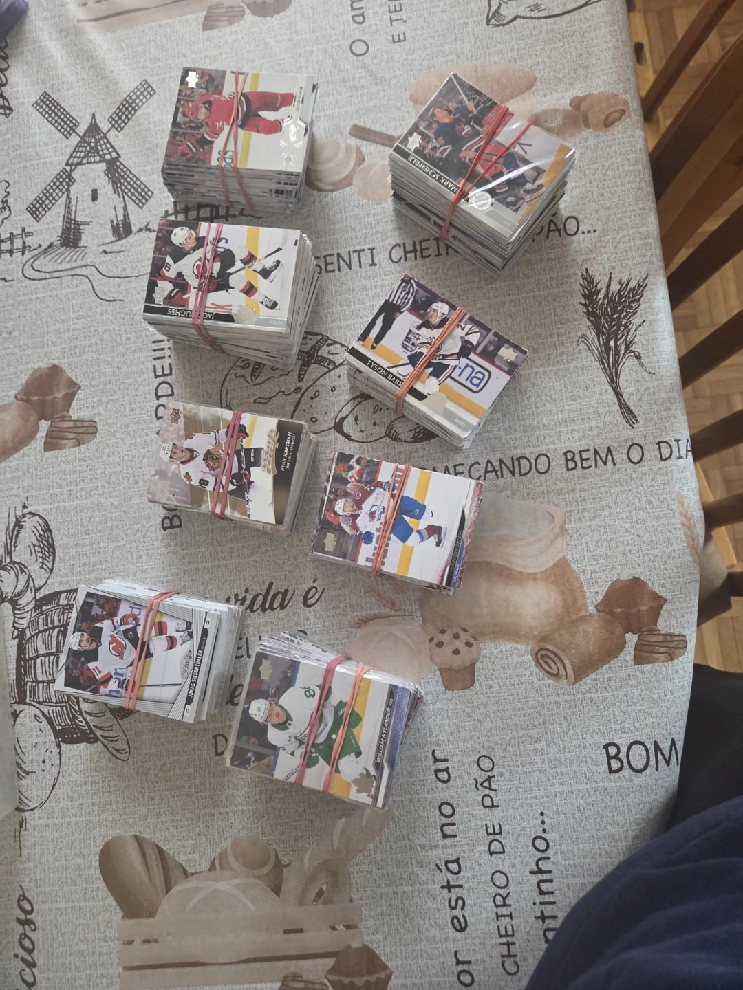 Large Collection of Upper Deck NHL Hockey Cards