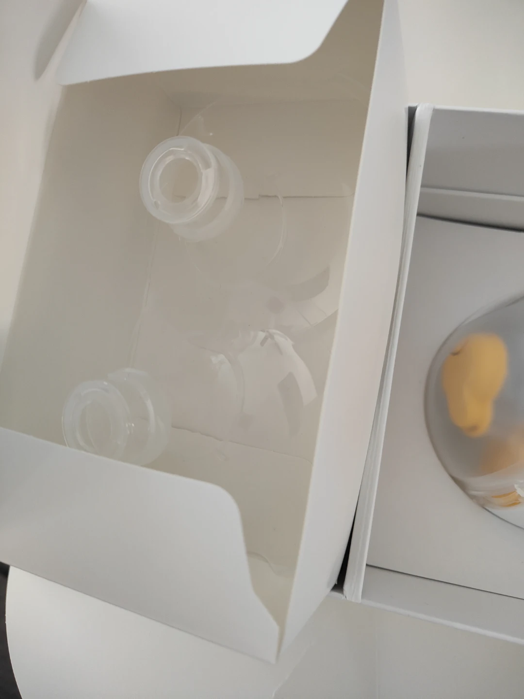 Magic Inbra Hands-Free Breast Pump(price firm ) please - photo 4