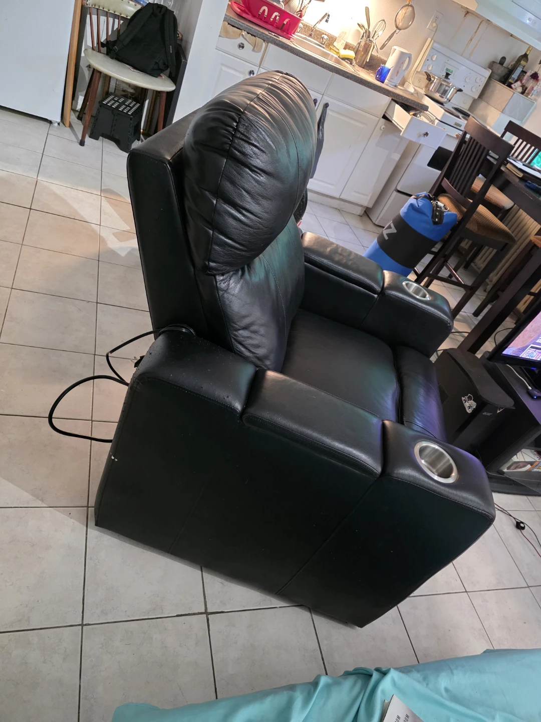 Black Leather Power Recliner - photo 4