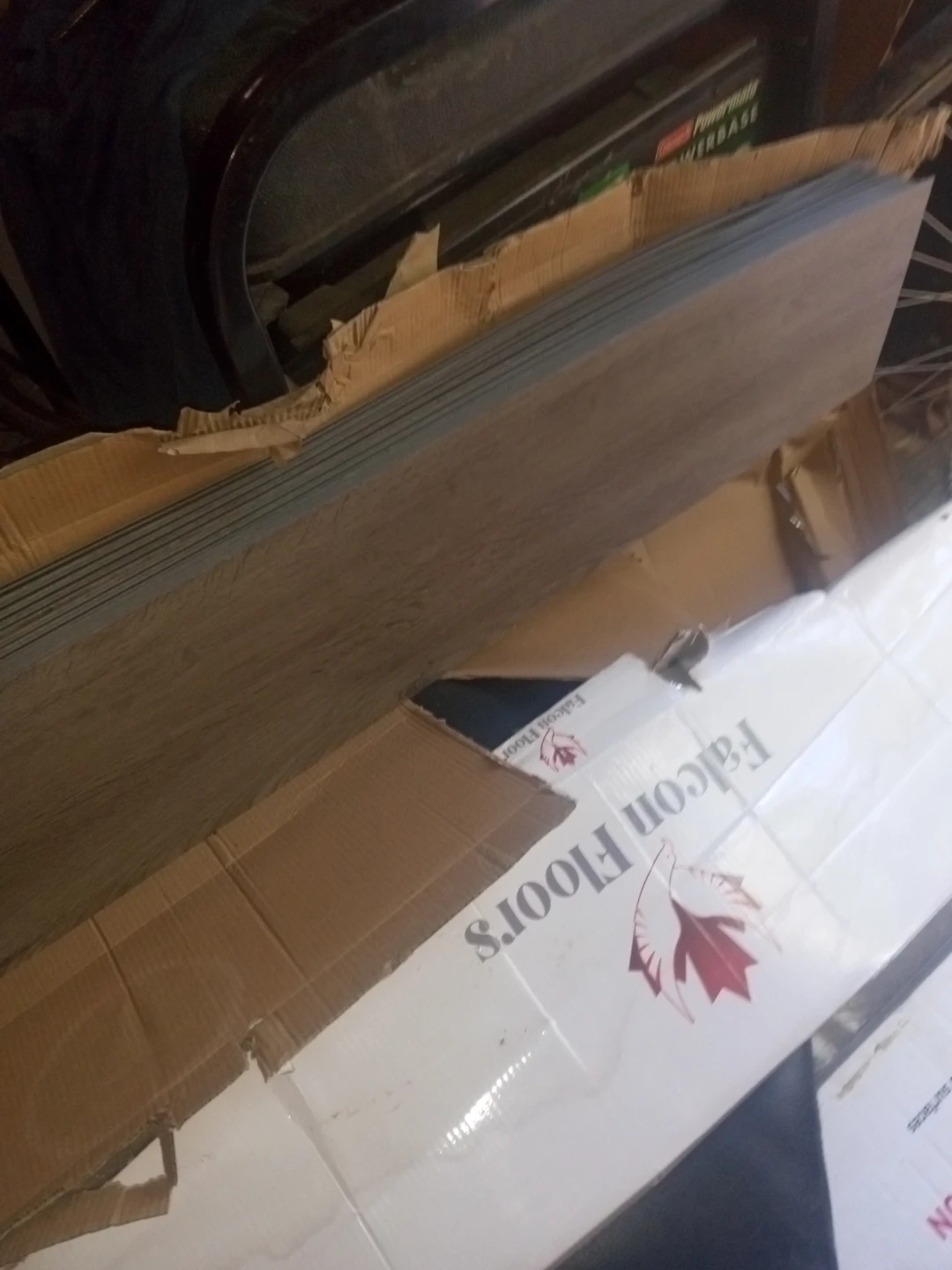 Laminate flooring - photo 4