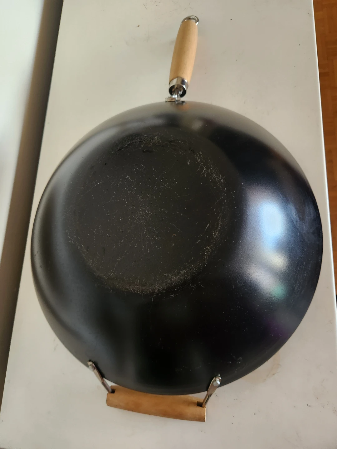 Large Black Wok with Wooden Handles - photo 2
