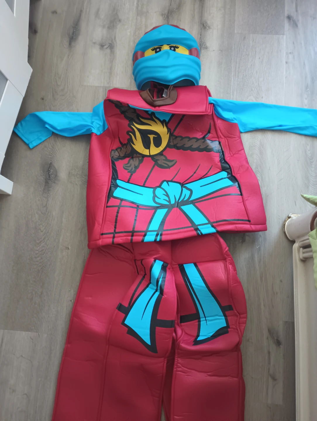 LEGO Ninjago Nya Costume Large 10-12 - photo 4