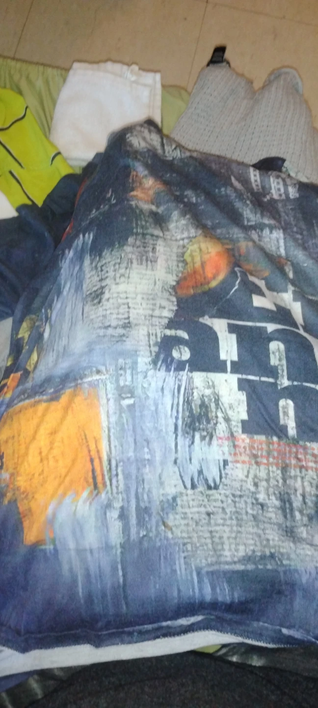 Abstract Print Graphic T-Shirt