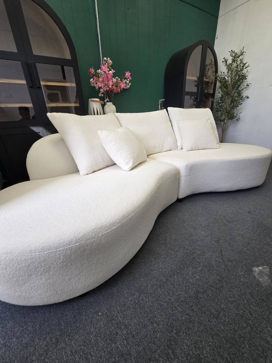 Curved Bouclé Sofa - Cream - photo 4